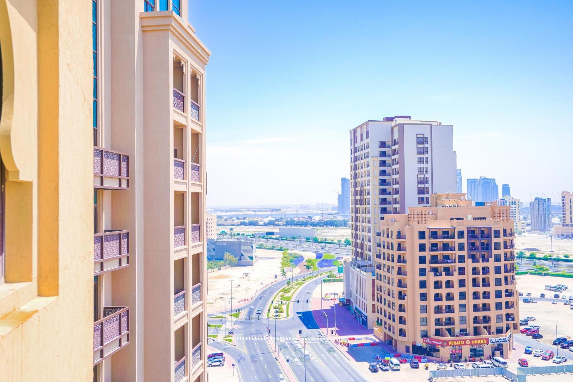 Palette Royal Reflections Hotel And Spa Dubai Exterior foto