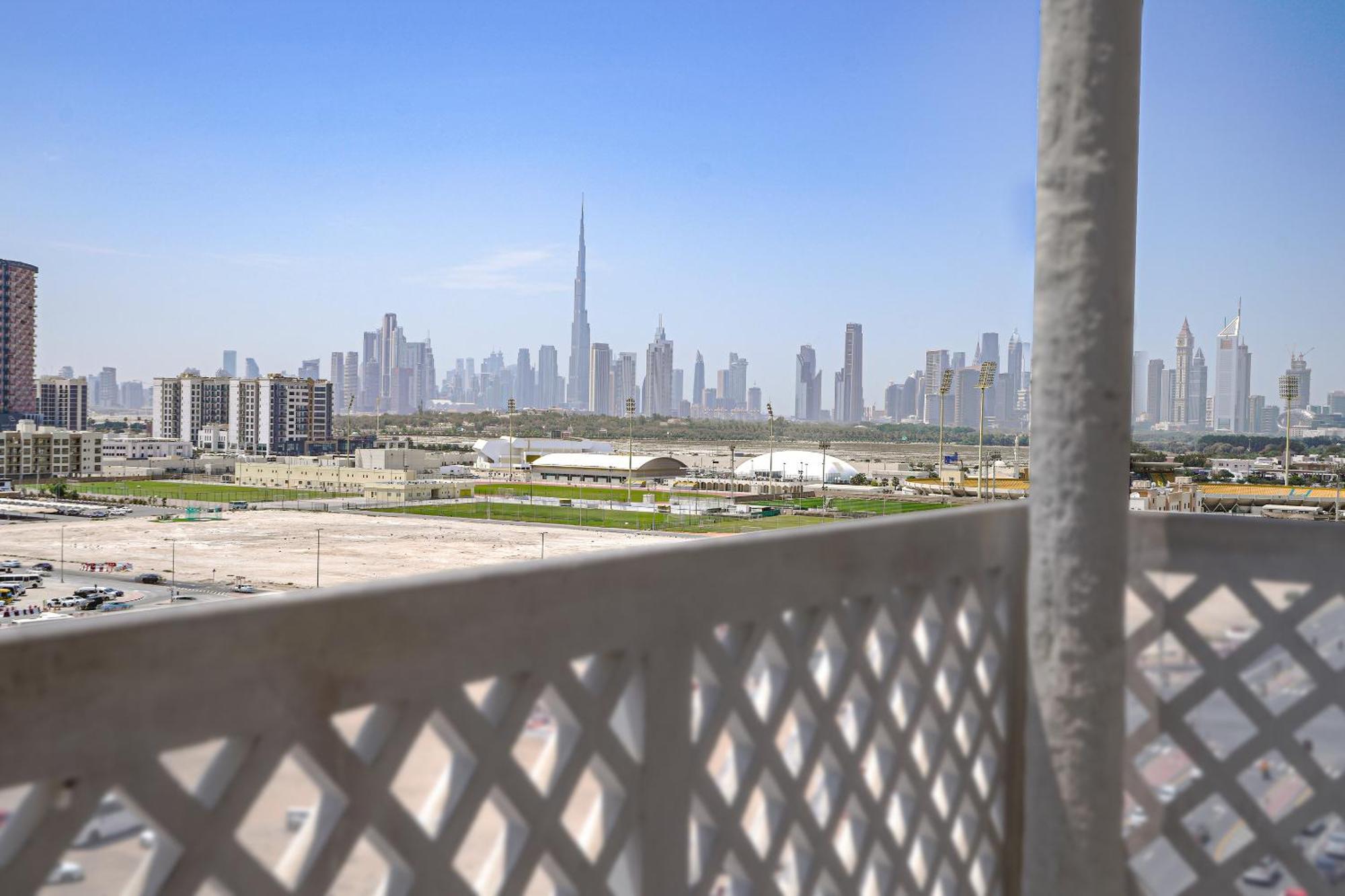 Palette Royal Reflections Hotel And Spa Dubai Exterior foto