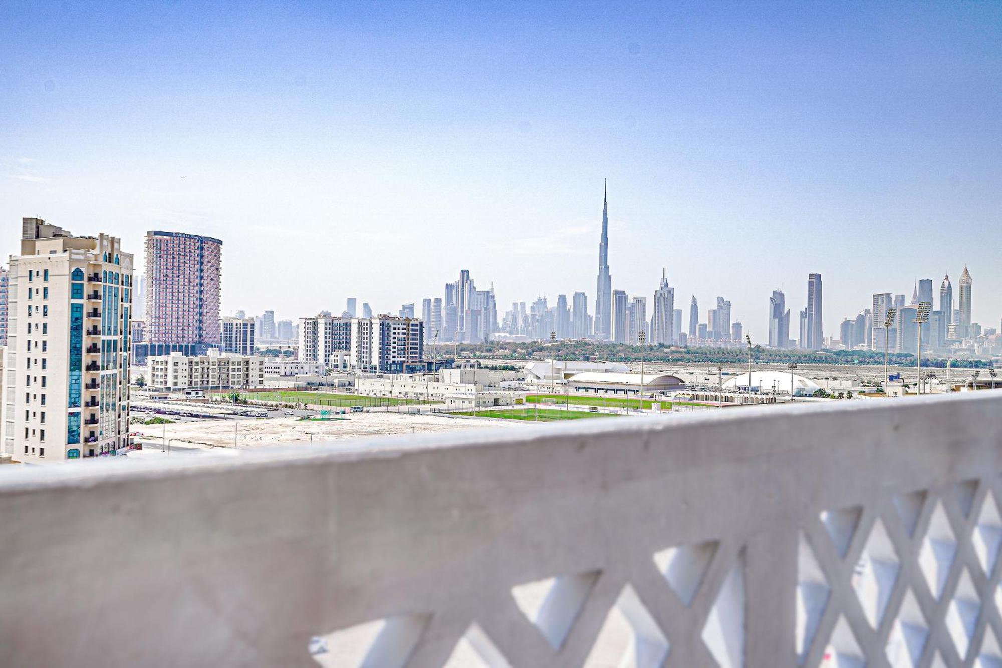 Palette Royal Reflections Hotel And Spa Dubai Exterior foto